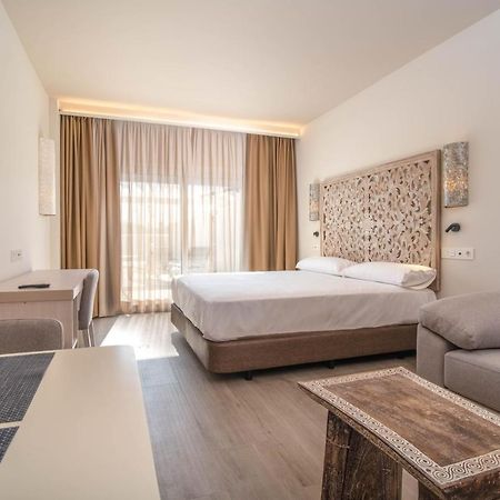 Aljarafe Suites By Qhotels Gelves Exteriör bild