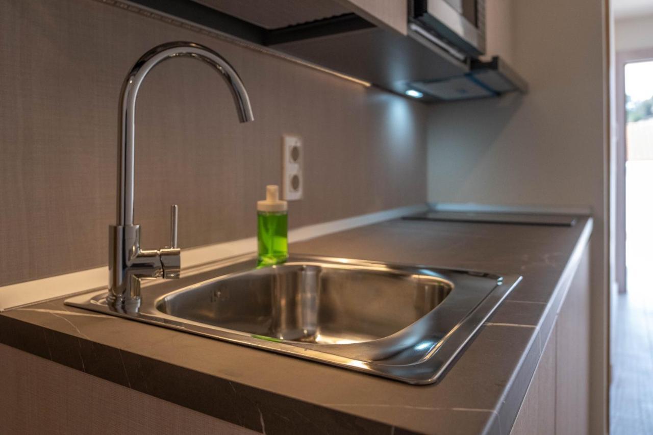 Aljarafe Suites By Qhotels Gelves Exteriör bild